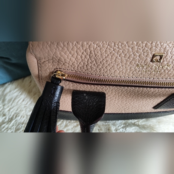 Kate Spade beige messenger shoulder bag with handle - Picture 4 of 5
